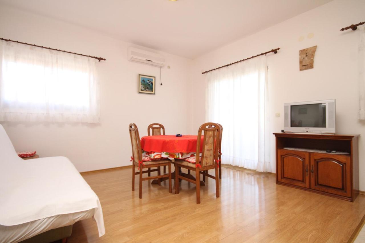 Apartments By The Sea Razanj, Rogoznica - 8361 Екстер'єр фото